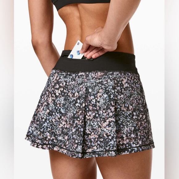 Lululemon Pace Rival Skirt II Size 6 - Picture 3 of 7